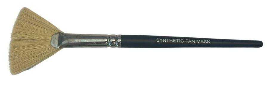 DermaFIX – Synthetic Face and Body Fan Brush